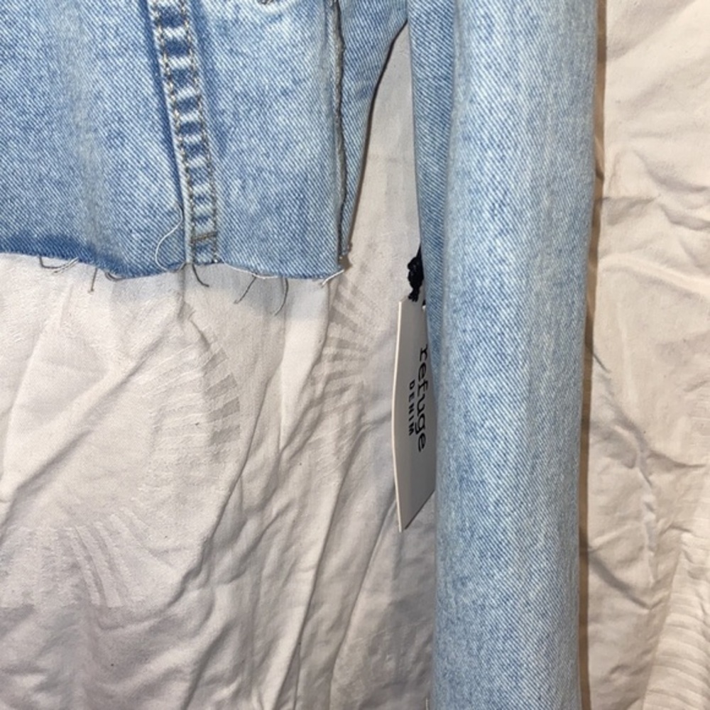 Brand New cropped Jean jackets Medium Wash Raw Hem Crop Denim Jacket - Picture 6 of 9